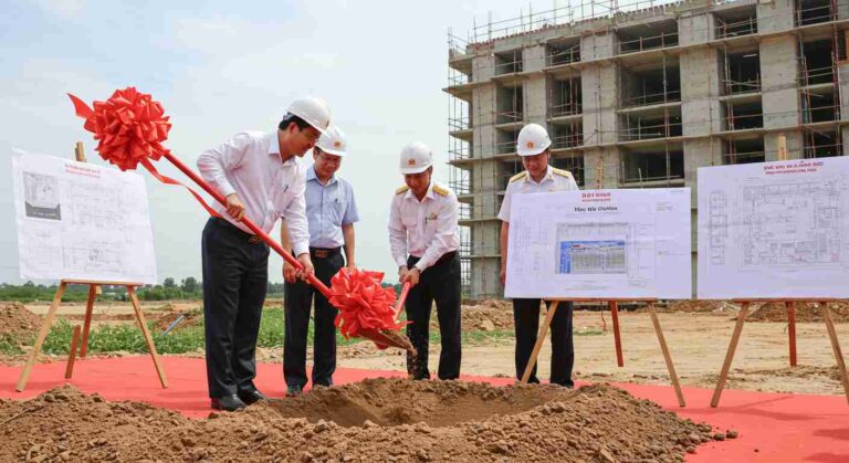 An image illustrating Dịch Vụ Tổ Chức Lễ Động Thổ Chuyên Nghiệp Khởi Đầu Thuận Lợi